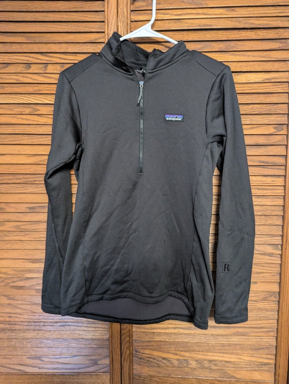 Patagonia Black Quarter Zip Pullover Women's Size Medium